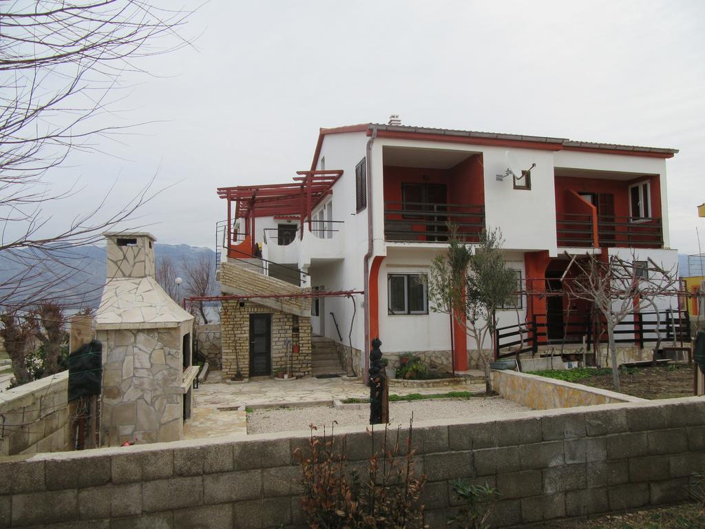 Apartments Leon Razanac Luaran gambar