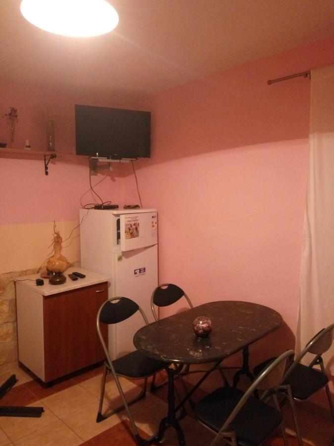 Apartments Leon Razanac Luaran gambar